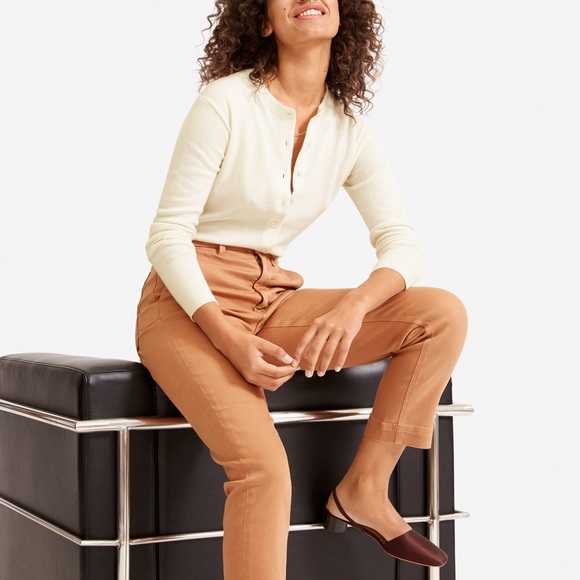 Everlane Cashmere Crew Neck Cardigan - Picture 5 of 11